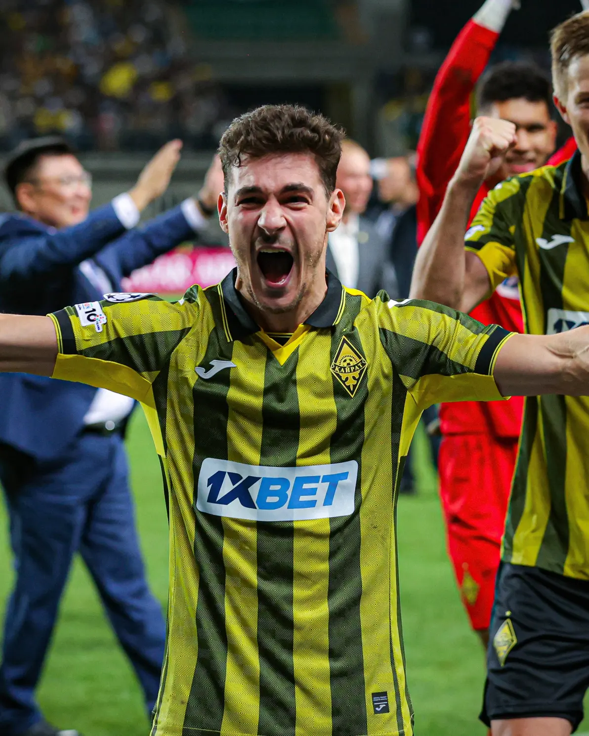 开元官网-关于欧超杯清晨再迎强敌，埃因霍温临场应变，主帅态度——气氛紧张，控场能力受关注的信息